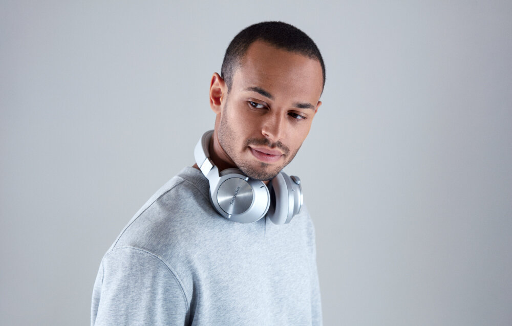 Słuchawki nauszne TECHNICS EAH-A800 tryb transparentny