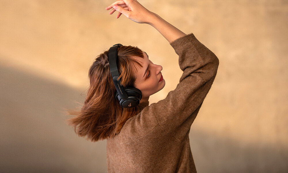 Słuchawki nauszne SOUNDCORE Life Q30 ANC tony brzmienie dzwiek glebokosc szczegolowosc