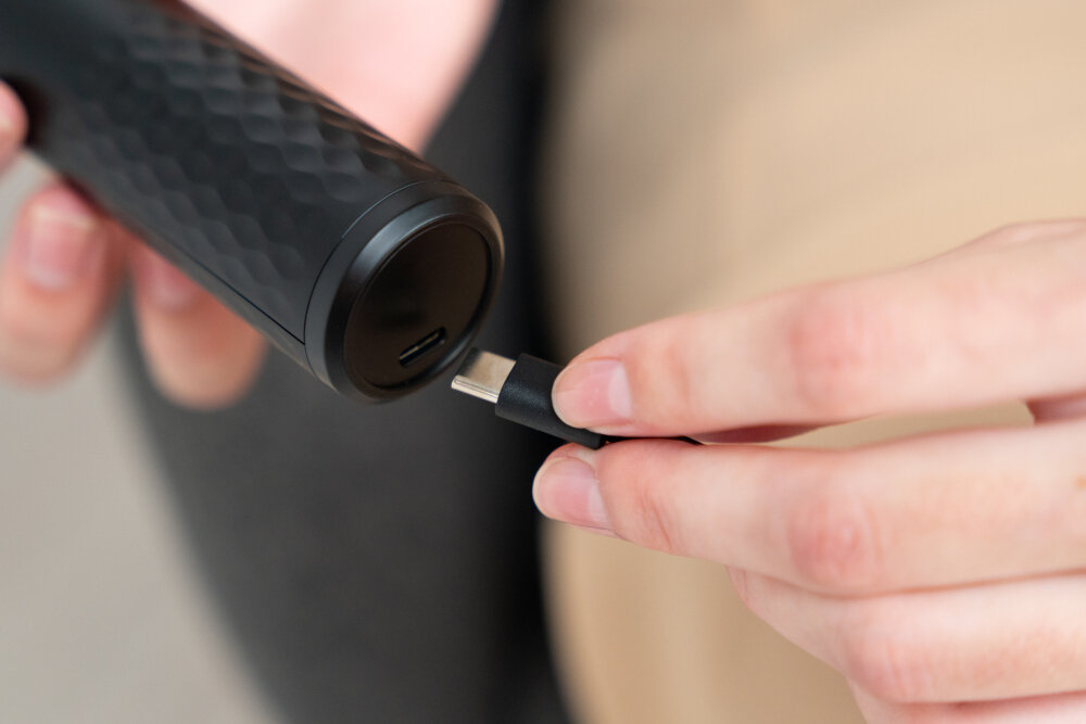 Lokówka automatyczna BEAUTYME by GÖTZE & JENSEN Keratin Intense HC950 ładowanie wyświetlacz