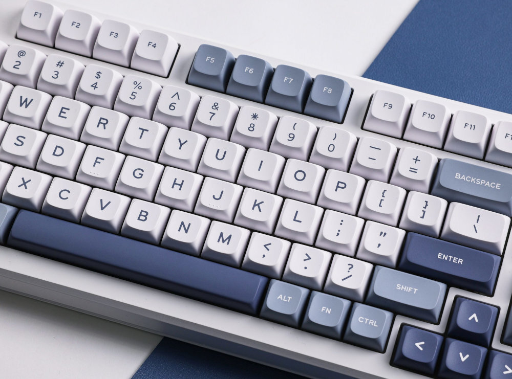 MCHOSE X75 konstrukcji typu Gasket Mount miękką pracę klawiszy wygłuszenie hałasu uszczelek i pianek akustycznych - przyblizenie na klawisze