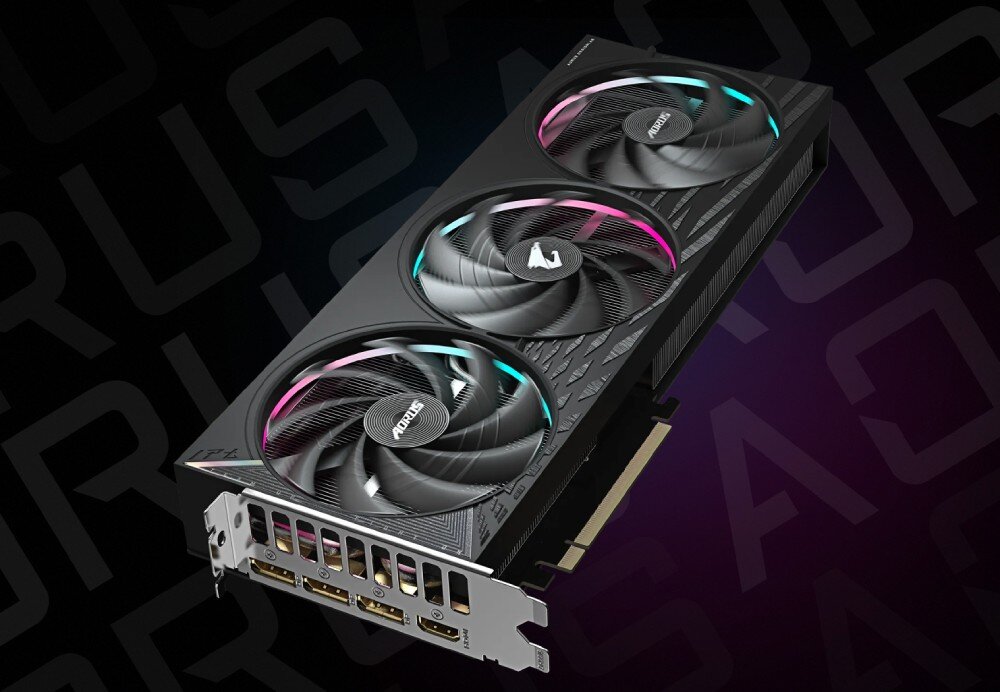 Karta graficzna GIGABYTE GeForce RTX 5060 Aorus Elite 8GB Karta graficzna widoczna pod skosem z wyeksponowanym systemem chłodzenia Windforce i śledziem montażowym