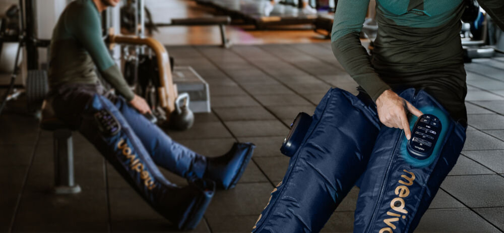 Masażer do nóg MEDIVON Aeria wyświetlacz intuicyjny duże wyraźne znaki prosta przyjemna obsługa łatwe monitorowanie ustawień i trybów pracy dostosowanie urządzenia stylowy design funkcjonalność elegancja  