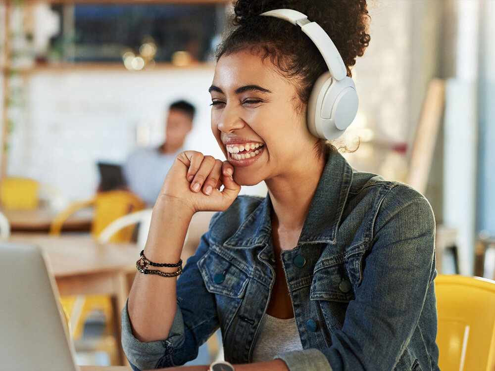 Słuchawki bezprzewodowe Creative Outlier Zen Hybrid 2 audio wav flac mp3 zasięg konstrukcja swoboda