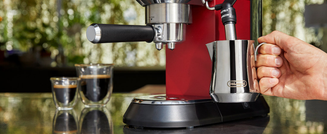 Ekspres DELONGHI Dedica Style EC685.W Aksamitna pianka filtr z podwojnym dnem