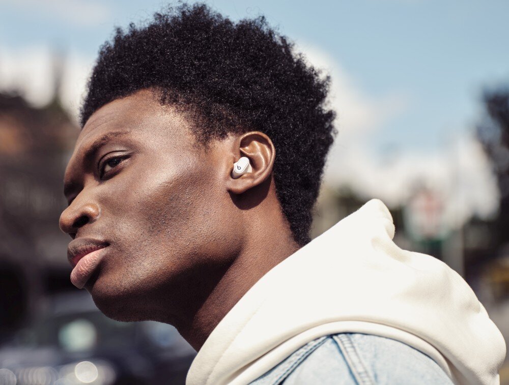 SŁUCHAWKI BEATS STUDIO BUDS + DŹWIĘK JAKOŚĆ ZNIEKSZTAŁCENIA TRYBY CZAS DZIAŁANIA ODPORNOŚĆ DESIGN STYL