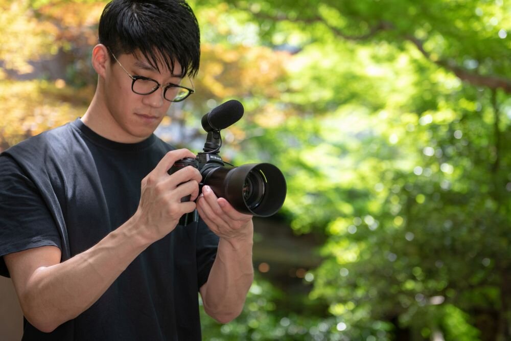 Nikon Z 5 ergonomia głęboki uchwyt komfort pracy