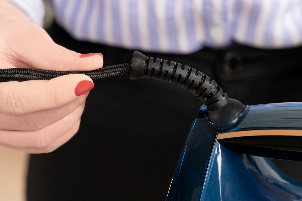 Żelazko GÖTZE & JENSEN IG750 kabel obrotowy 360 3m