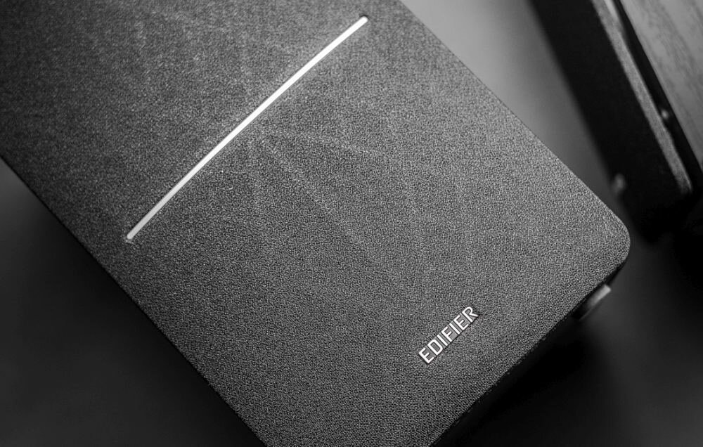 Колонки EDIFIER R1280DB Чорні роз'єми підключення bluetooth порти