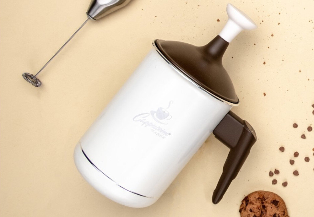 Spieniacz PEDRINI 02CF040 wygoda użytkowania  lekkiego, a zarazem trwałego aluminium Nieprzywierająca powłoka wewnętrzna czyszczenie jest proste cappuccino, latte i innych kaw mlecznych