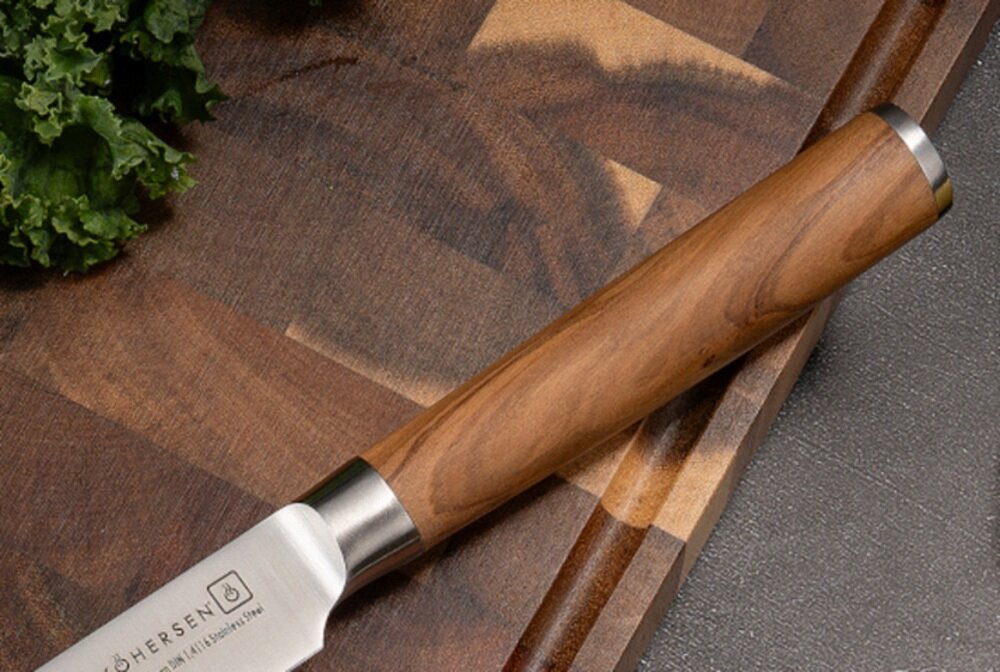 Nóż KOHERSEN Essence Olive Wood 12.7 cm wyważone proporcje, stabilne prowadzenie, mniejsze zmęczenie dłoni