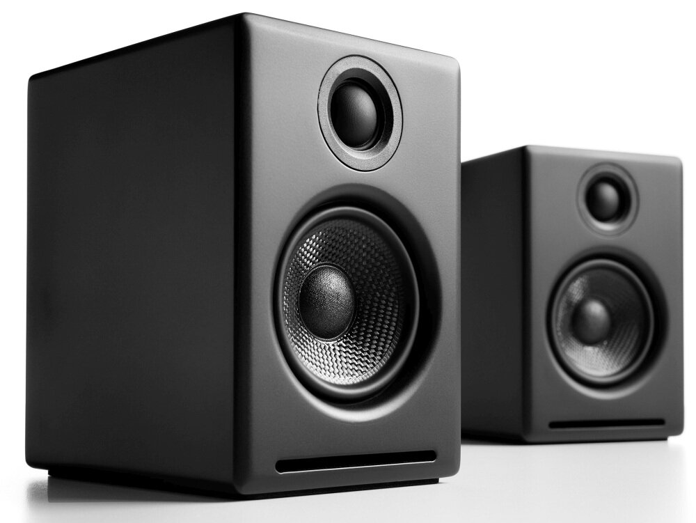 Kolumny głośnikowe AUDIOENGINE A2+ brzmienie bezprzewodowe łącze złącza dźwięk wszechstronność  obsługa instalacja design jakość wykonanie opakowanie zestaw