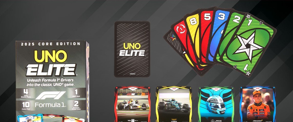 Karty UNO Elite Formula1 na czarnym tle, obok rozłożonych kart znajduję się ich opakowanie.
