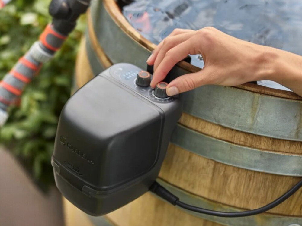 Pompa do wody akumulatorowa GARDENA 2400/2.1 18V P4A 14605-20 z akumulatorem, kompatybilność, marki, naładowanie, moc, 