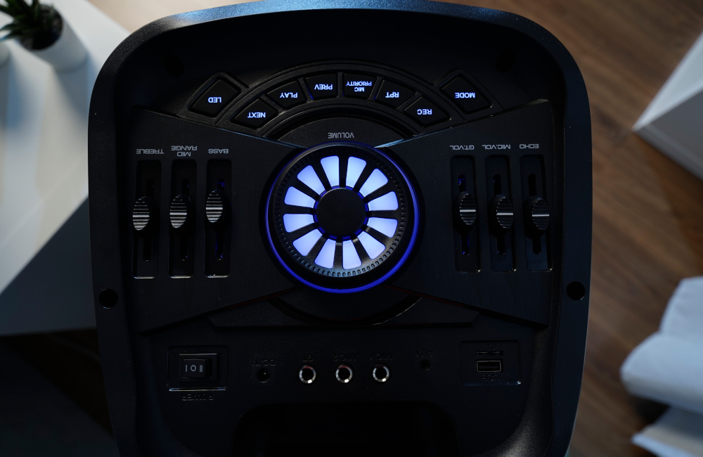 Power audio MANTA SPK5310Pro port USB, TF, AUX moduł FM