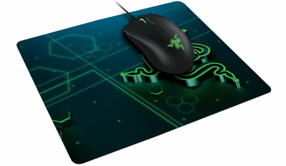 Gamingowa podkładka RAZER Goliathus Mobile z myszka
