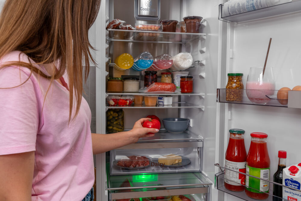 Lodówka GRUNDIG GKNI25940N no frost podwójny obieg