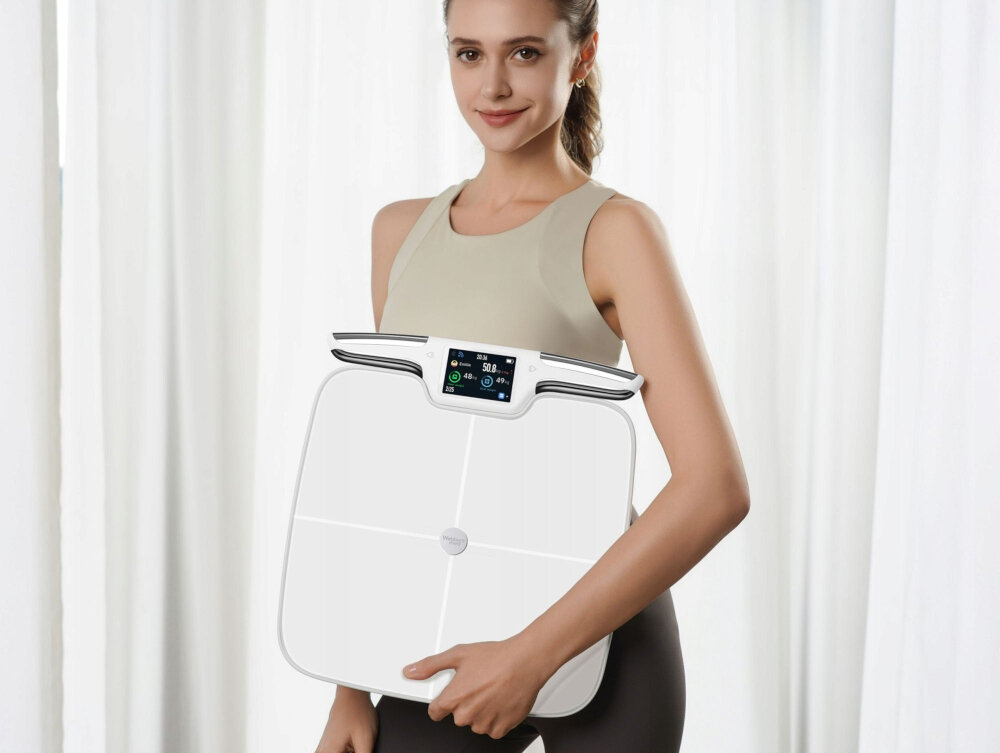 Waga łazienkowa WEBBER Liora PS577 wygląd design prezentacja wizualizacja tło Pełna kontrola zdrowia w domu