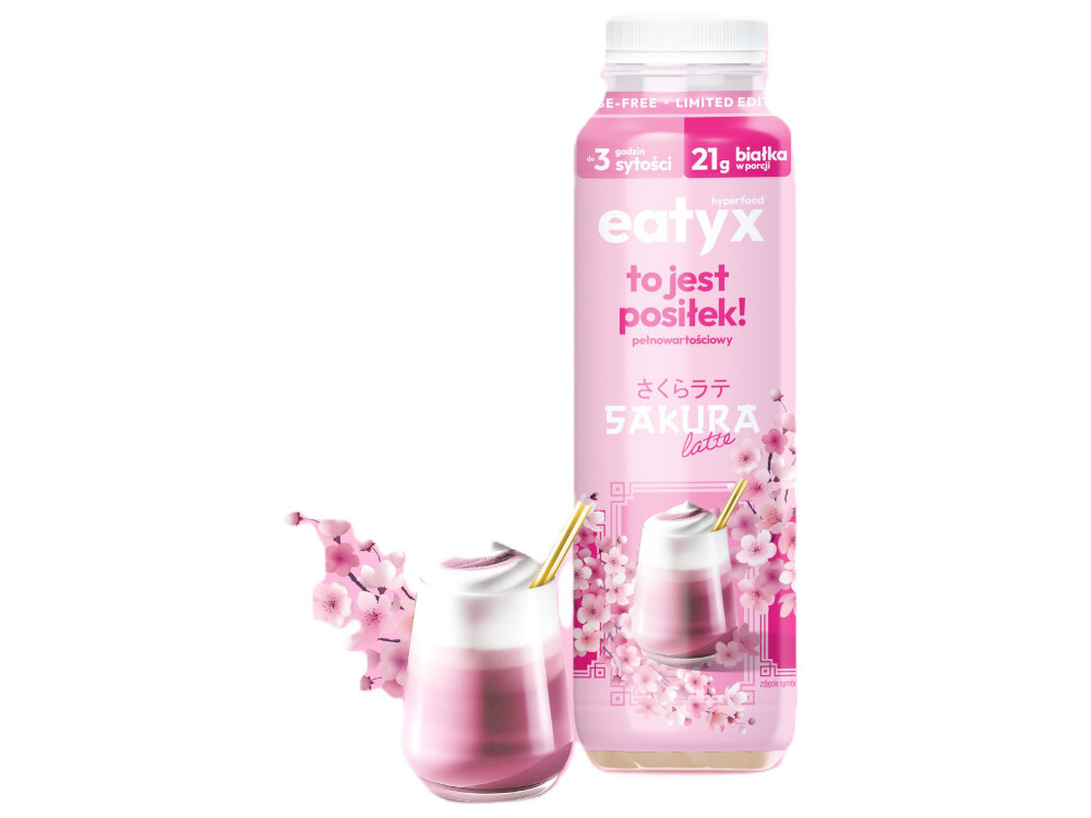 Posiłek w płynie EATYX Hyperfood Sakura Latte (300 ml) butelka posiłku na białym tle obok stoi szklaneczka z różowym płynem nawiązuje do japońskiej tradycji Hanami pełnowartościowy posiłek w płynnej formie poręczna butelka 300 ml gotowy do spożycia od razu po otwarciu subtelny aromat kwiatu wiśni kremowa baza latte