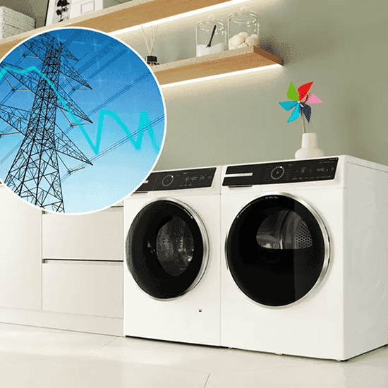 NIVONA Nivo 9101 - mężczyzna obsługujący menu ekspresu