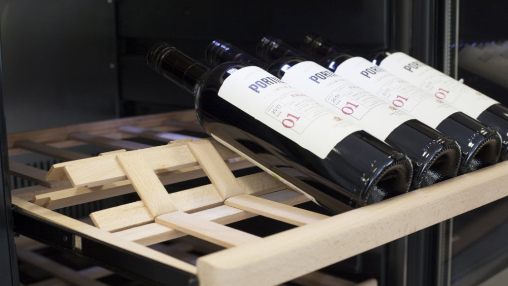 Chłodziarka Do Wina CASO GERMANY WineComfort 126 665 - Półki
