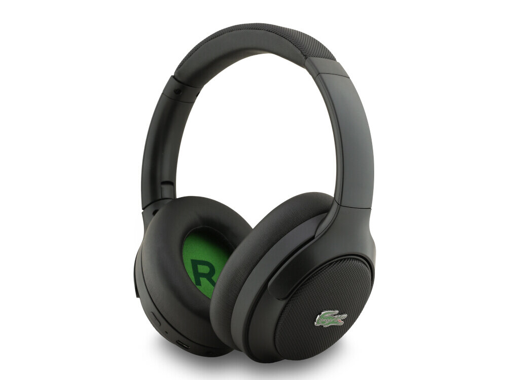 Słuchawki nauszne Lacoste Petit Pique ANC Bluetooth czarne, słuchawki nauszne po skosie na białym tle
