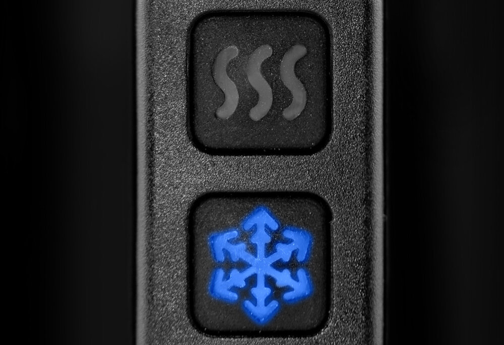 Spieniacz CASO GERMANY Fomini Crema Milk Ekspresowa pianka tworzy kremową piankę w krótkim czasie moc latte macchiato, cappuccino czy gorącą czekoladę  dwa tryby pracy  spienianie na zimno i gorąco orzeźwiające frappe, jak i rozgrzewające cappuccino dopasowanie