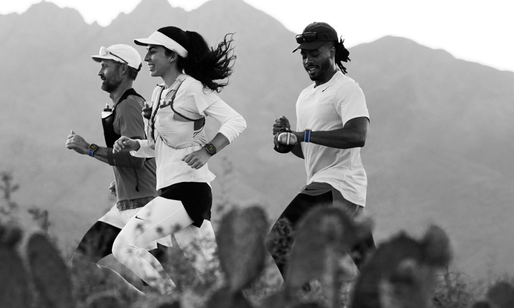 Apple Watch Ultra 3 moc w biegu czy kadencja Własny trening zegarku lub iPhonie interwały intensywnego wysiłku, interwały regeneracyjne ustawić tempo Analiza obciążenia treningowego wzrost intensywności zaprogramować dni regeneracji - biegający sportowcy