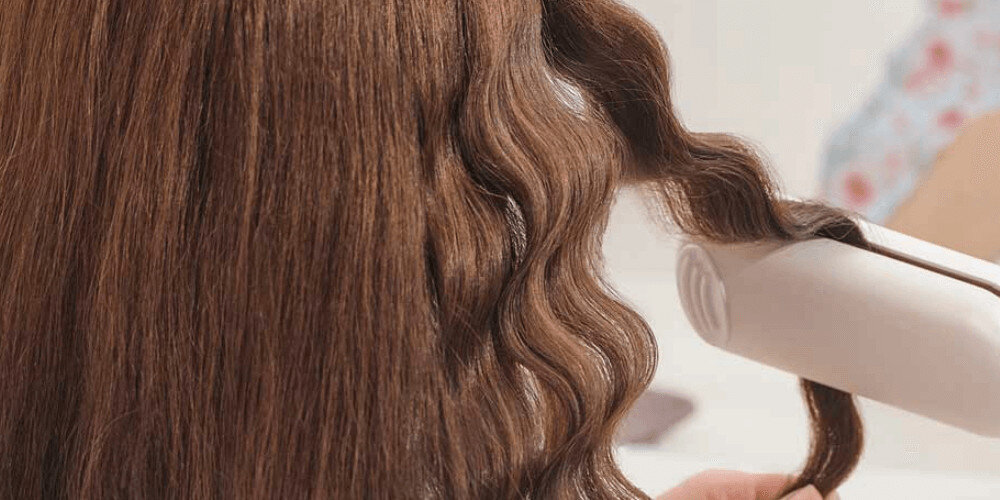 Falownica SENCOR SHI 4700GD Efekt naturalnych fa delikatne, naturalnie wyglądające falel Ukryte ceramiczne płytki średnica duża powierzchnia szybkie modelowanie duże pasma czas komfort stylizacja