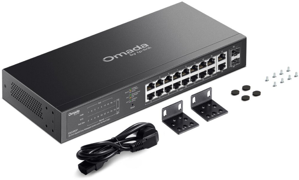 Switch TP-LINK Omada ES220GP Przełącznik sieciowy przedstawiony w rzucie ukośnym wraz z dołączonymi akcesoriami montażowymi, śrubami, gumowymi nóżkami i kablem zasilającym, zestaw