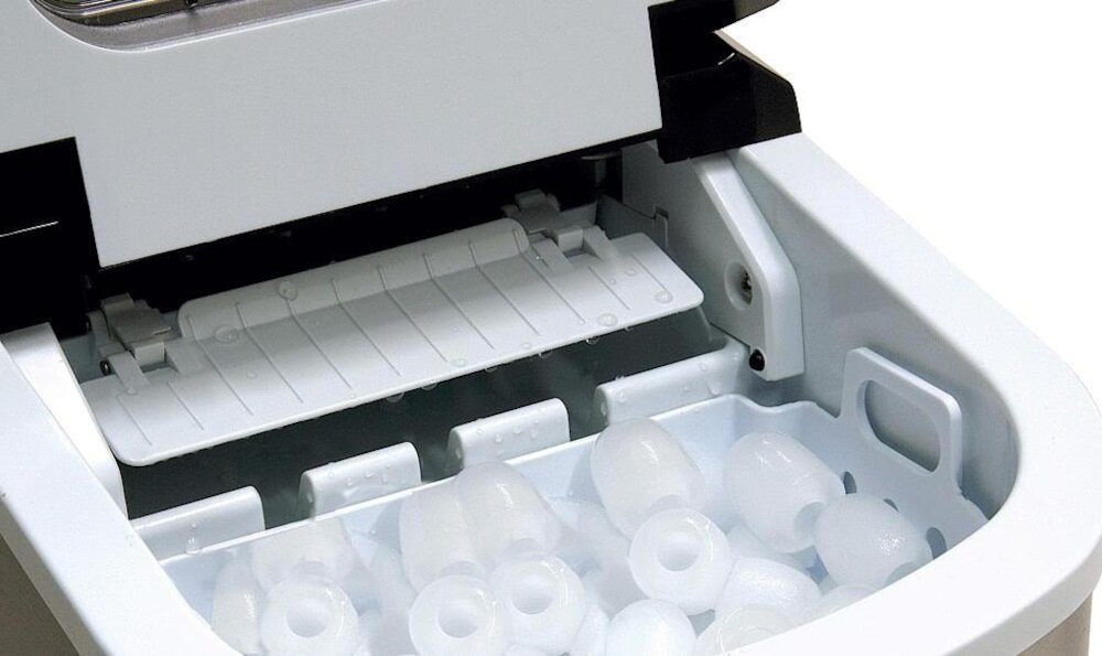 Kostkarka do lodu CASO GERMANY IceMaster Pro moc 90 W mozliwosc regulacji wielkosci kostek lodu funkcjonalnosc