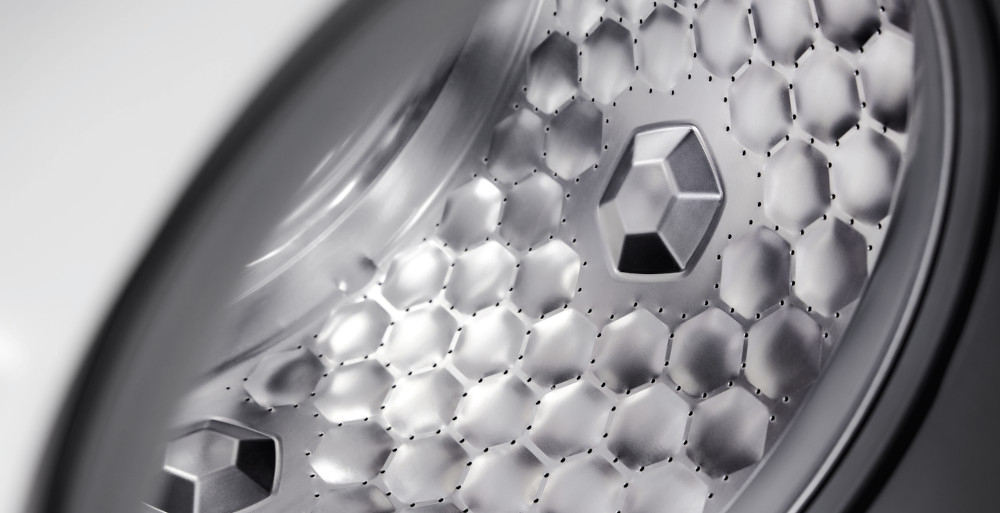 PRALKA MIELE WQ 1000 WPS zdjęcie lifestyle srebrny bęben budowa konstrukcja wnętrze SofCare InfinityCare plaster miodu delikatna pielęgnacja bez żeber 