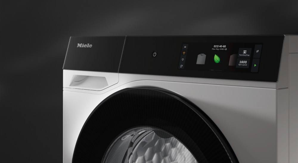 PRALKA MIELE WQ 1000 WPS zdjęcie lifestyle czarny panel sterowania bok Wyświetlacz M Touch Pro kolorowy czytelny łatwa obsługa ulubiony zapisywanie programów wskazówki instrukcje