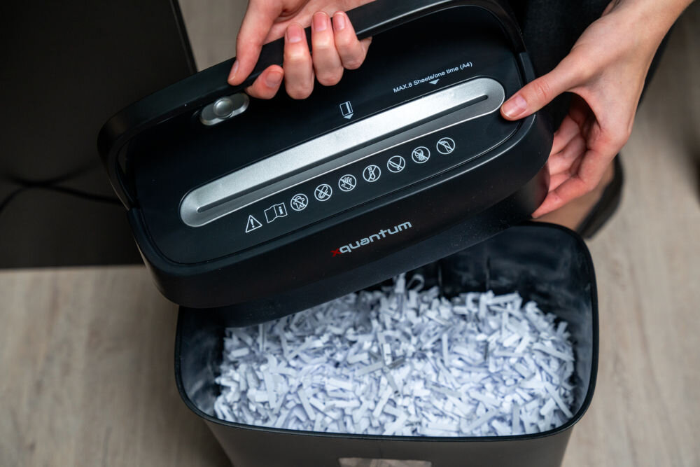 Niszczarka XQUANTUM PS401 15 L zbiornik na ścinki