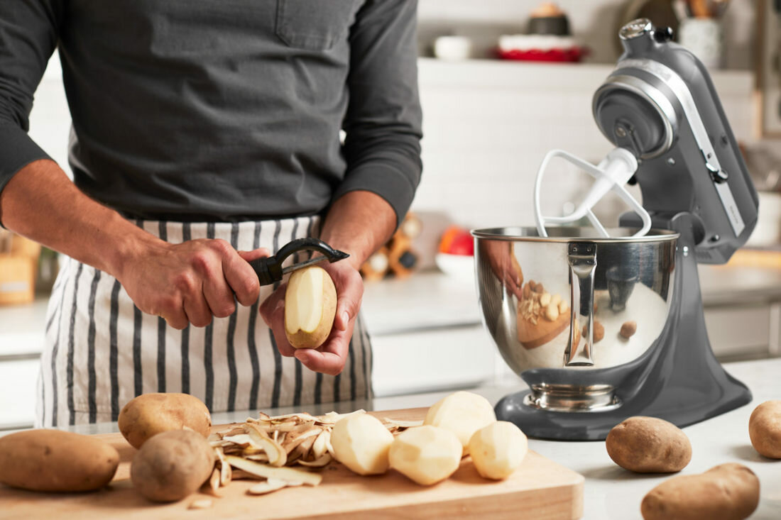 Robot kuchenny planetarny KITCHENAID Artisan 5KSM125ECU 300W miesadlo plaskie do rozmaitych mas o gestej konsystencji mozliwosc mycia w zmywarce