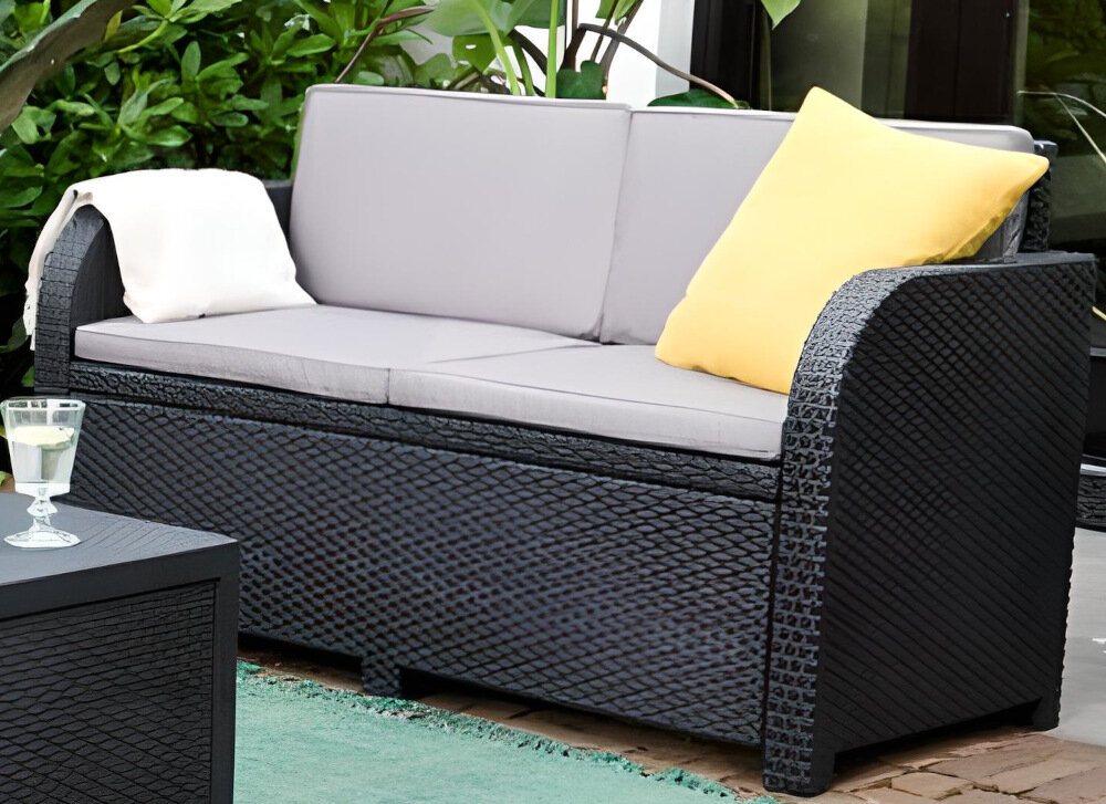 Meble ogrodowe ALLIBERT Georgia – Antracytowy podwójna sofa opływowy uniwersalny kształt 129 x 67 x 77 cm oparcia wyprofilowane do kształtu pleców oparcia dostatecznie wysokie