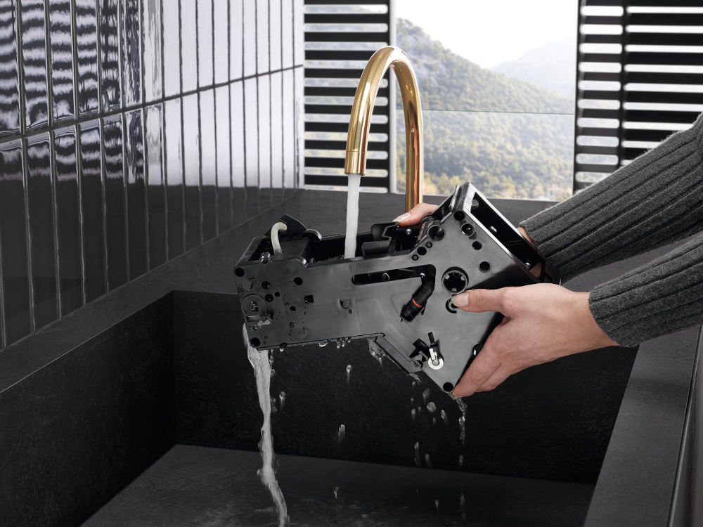 Ekspres MIELE CM 5510 Silence Srebrny  latwy do wyjecia czyszczenie