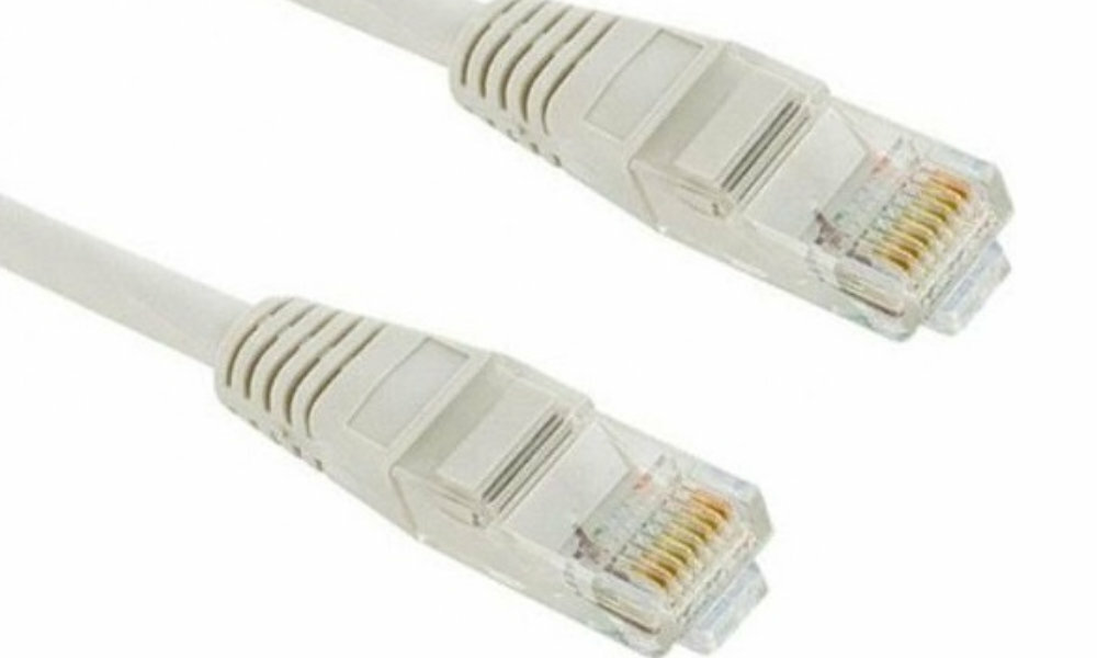 RJ-45 - RJ-45 SAVIO lewo