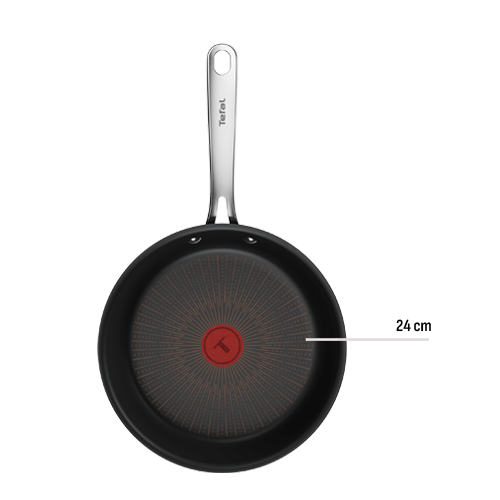 Czarna patelnia z metalicznym uchwytem, na środku widoczny czerwony okrąg z logo. Na uchwycie znajduje się napis \'Tefal\'.