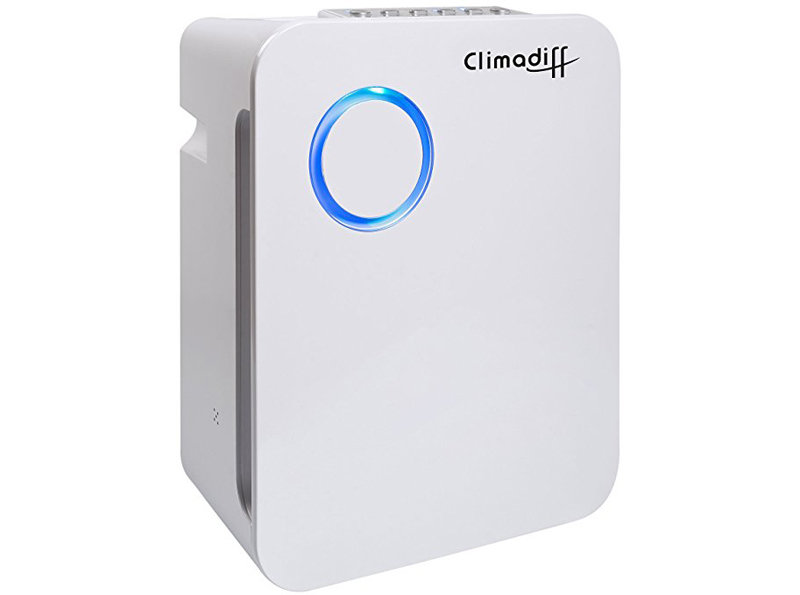 Nawilża i oczyszcza