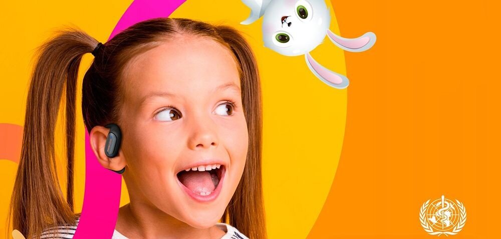 Słuchawki powietrzne POWERLOCUS Mkids1 składana konstrukcja etui trwałość, dziecko z założonymi słuchawkami powietrznymi