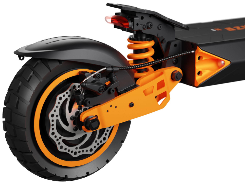 Hulajnoga elektryczna KAMIKAZE K1 60km 1000W 10 cali Czarny zbliżenie na tylny hamulec przedni i tylny hamulec tarczowy mechaniczny wysoka skuteczność hamowania niezależnie od warunków jazdy duża siła działania pełna kontrola nad pojazdem prosta konstrukcja niemal bezawaryjne nie wymagają skomplikowanej konserwacji trwałość na różnych nawierzchniach