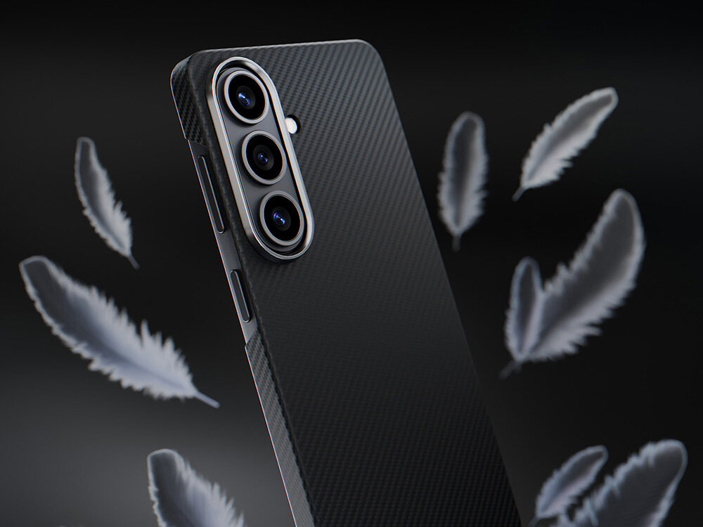 Telefon Samsung Galaxy S w lekkim etui z włókna aramidowego unoszący się wśród piór, podkreślający niską wagę produktu