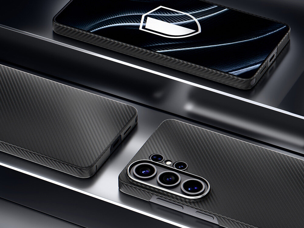 Zestawienie różnych ujęć etui z włókna aramidowego do Samsung Galaxy S, prezentujące precyzyjne wycięcia na porty i obiektywy aparatów