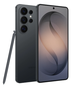 Packshot Galaxy S26 Ultra w kolorze czarnym Na obrazie widoczny jest smartfon z dużym ekranem i trzema aparatami z tyłu. Obok urządzenia znajduje się rysik, a na ekranie wyświetlony jest abstrakcyjny wzór.