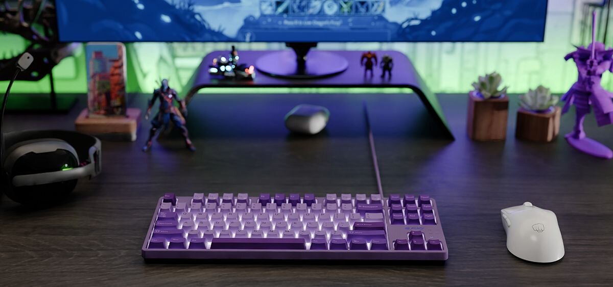 FURY Kanabo K2 fabrycznie nasmarowane stabilizatory dużych klawiszy spójną reakcję każdego naciśnięcia - klawiatura na blacie z myszką