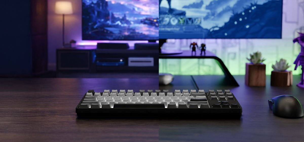 FURY Kanabo K2 Fury Kanabo K2 konsolami PlayStation i Xbox łatwe przełączanie między platformami - klawiatura na biurku przed monitorem