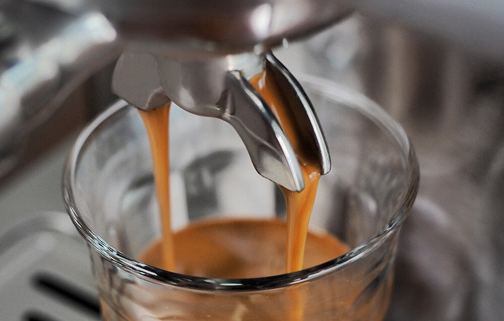 Ekspres HiBREW H10A Czarny Regulacja temperatury  Funkcja regulacji temperatury w zakresie od 90 do 95°C  parametry dostępny tryb 25°C cold brew