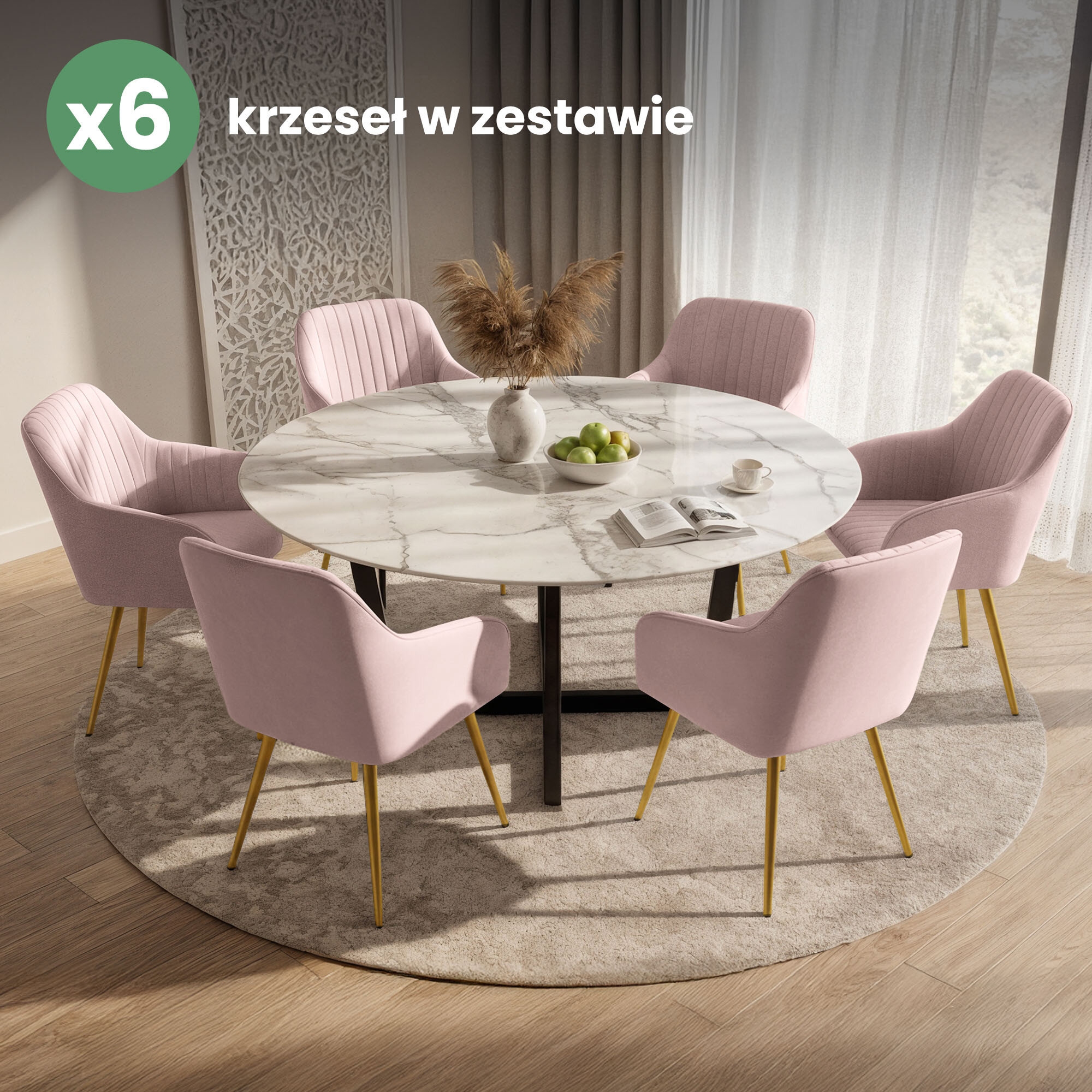 Na obrazie znajduje się okrągły stół z marmurowym blatem, otoczony sześcioma welurowymi krzesłami w kolorze pudrowego różu z przeszyciami i złotymi nogami. Na stole stoi wazon z suszonymi trawami, miska z zielonymi jabłkami oraz filiżanka i otwarta książka; w górnym rogu widnieje napis \'x6 krzeseł w zestawie\'.
