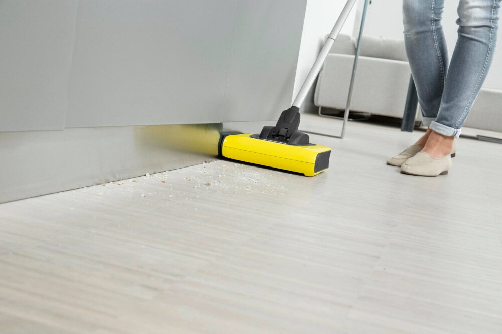 Szczotka akumulatorowa KARCHER KB 5 wygoda funkcjonalnosc uzytkowanie