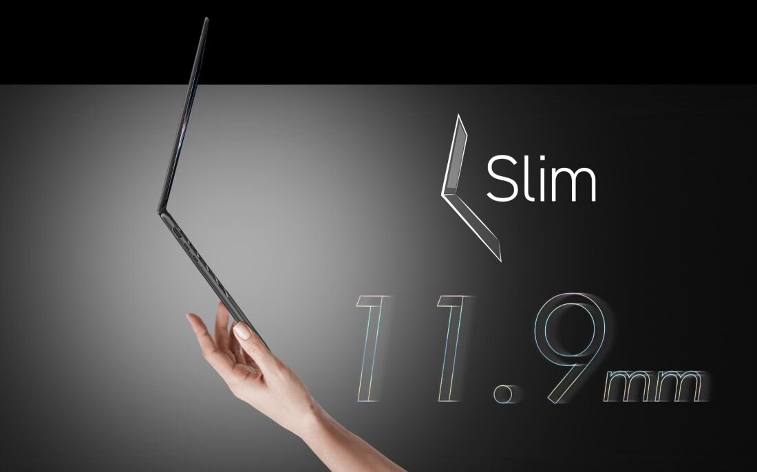 Ręka trzymająca ultrasmukły laptop MSI o grubości 11,9 mm na minimalistycznym szarym tle - smukła obudowa ze stopu aluminium 